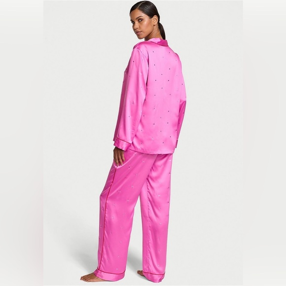 Victoria’s Secret Soecial Edition VALENTINE’S DAY Pajamas 💝💌🌹 - Picture 2 of 4